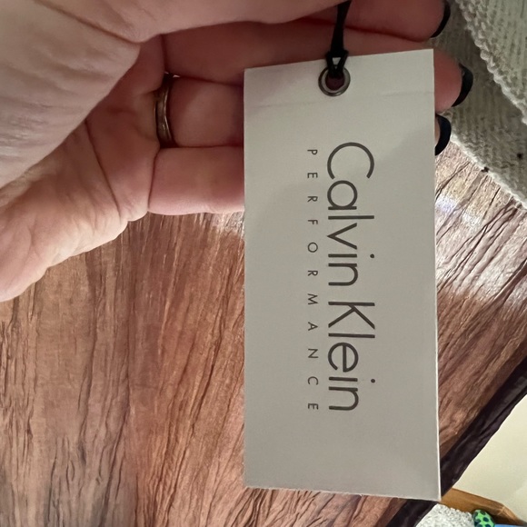 Calvin Klein sweatshirt - Picture 6 of 6